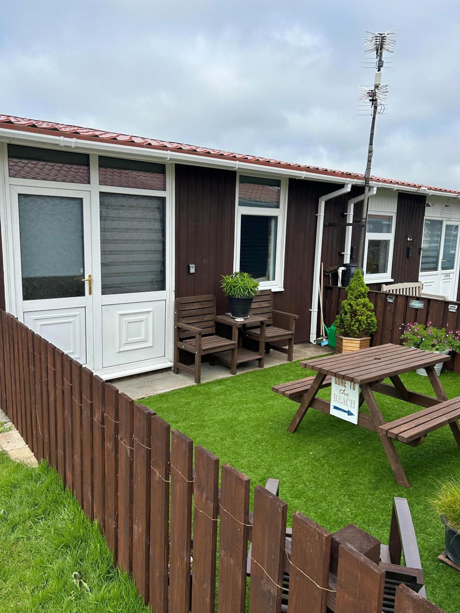Cozy Seaside Chalet In 브리들링턴 외부 사진